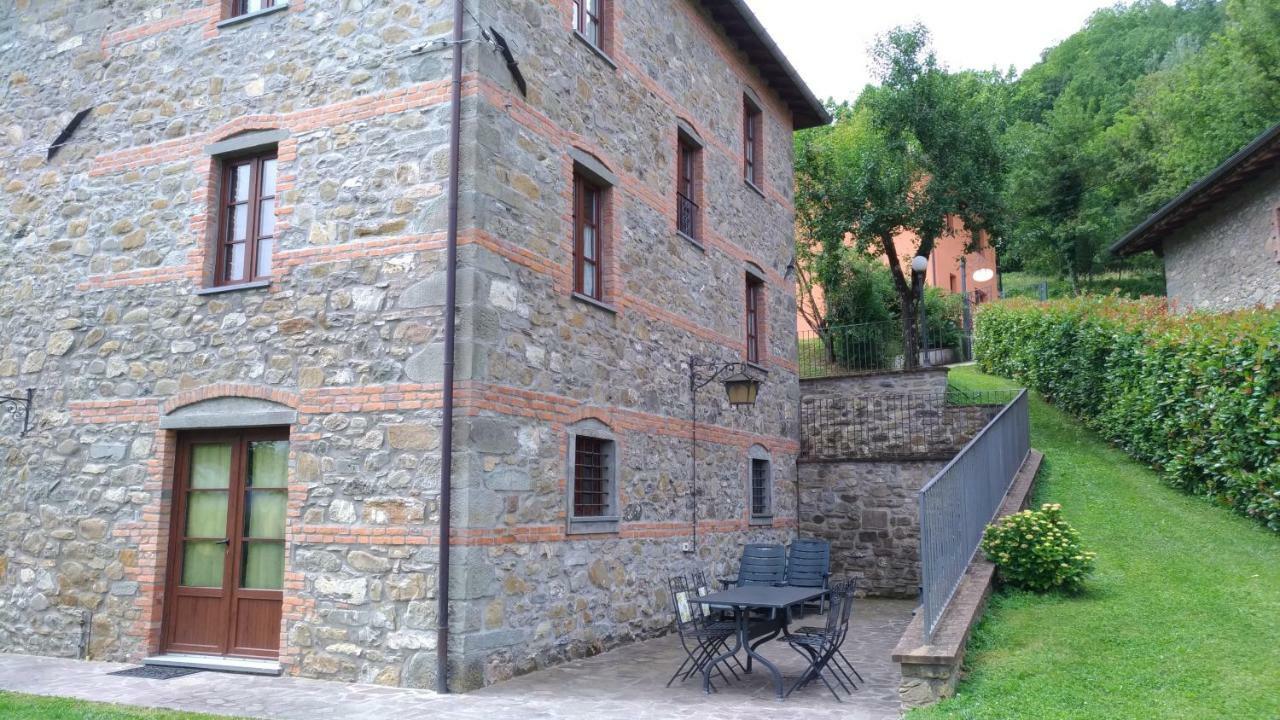 Camporgiano La Collina Dei Franchi B&B 외부 사진